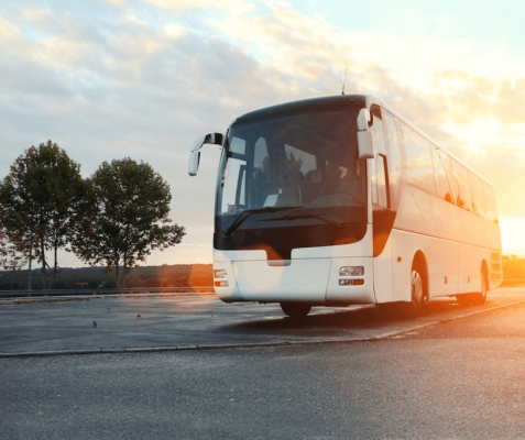 Перевезення Україною: Види транспорту та переваги автобусів
